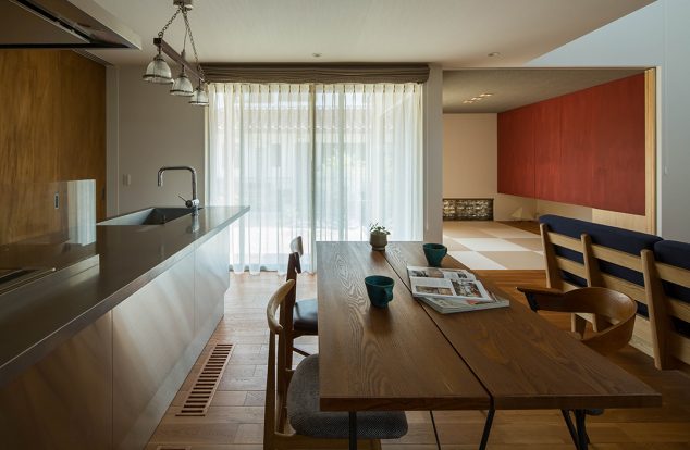 北欧雰囲気漂うシンプルダイニング