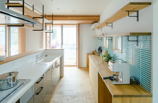 こだわりの収納がかっこいいキッチン