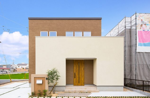 アースカラーの優しい家　