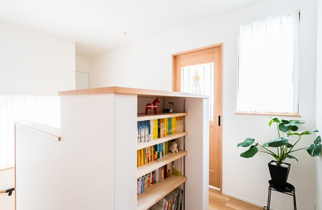 寝る前の読書のための本棚